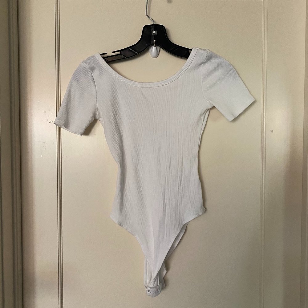H&M Divided White Scoop Back Ribbed Bodysuit
